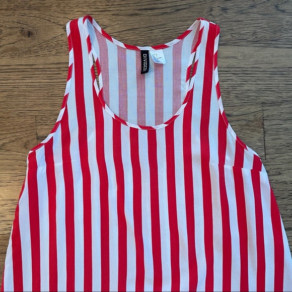 Divided by H&M Womens Red & White Vertical Striped Flowy Tank Top Size 6 - Picture 3 of 5